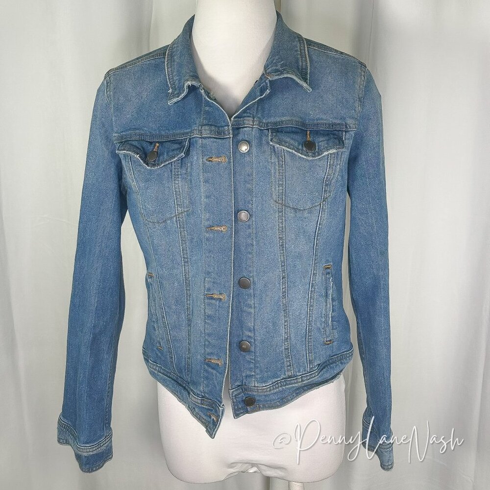 Universal Thread Women's Freeborn Denim Trucker Jacket Blue - Picture 7 of 14